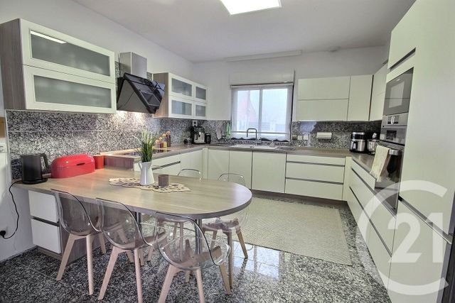Maison à vendre - 5 pièces - 155 m2 - Mer - 41 - CENTRE