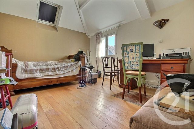 Afficher la photo en grand Maison à vendre - 6 pièces - 226 m2 - Beaugency - 45 - CENTRE