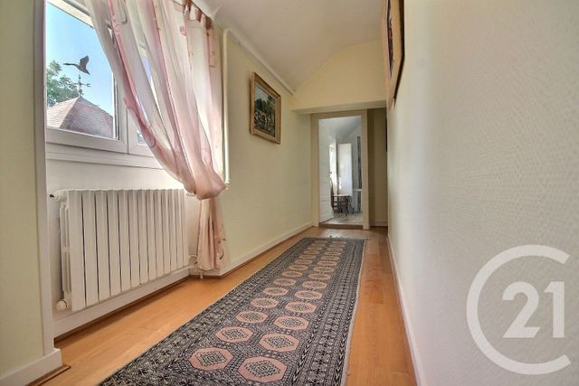 Afficher la photo en grand Maison à vendre - 6 pièces - 226 m2 - Beaugency - 45 - CENTRE