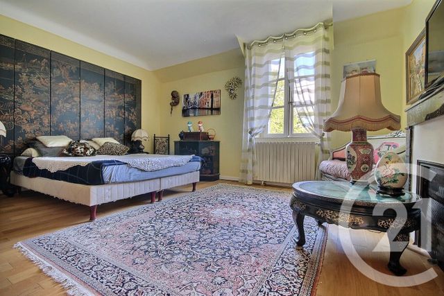 Afficher la photo en grand Maison à vendre - 6 pièces - 226 m2 - Beaugency - 45 - CENTRE