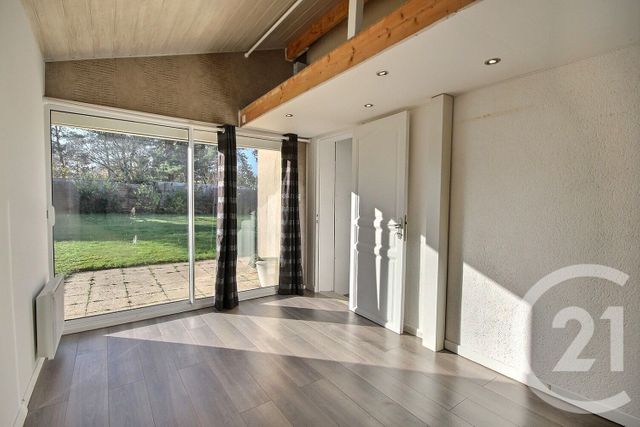 Maison à vendre - 5 pièces - 103,66 m2 - Dhuizon - 41 - CENTRE