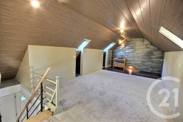 Maison à vendre - 5 pièces - 103,66 m2 - Dhuizon - 41 - CENTRE