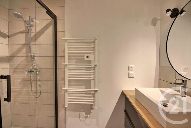 Maison &agrave; louer - 5 pi&egrave;ces - 149 m2 - Mer - 41 - CENTRE