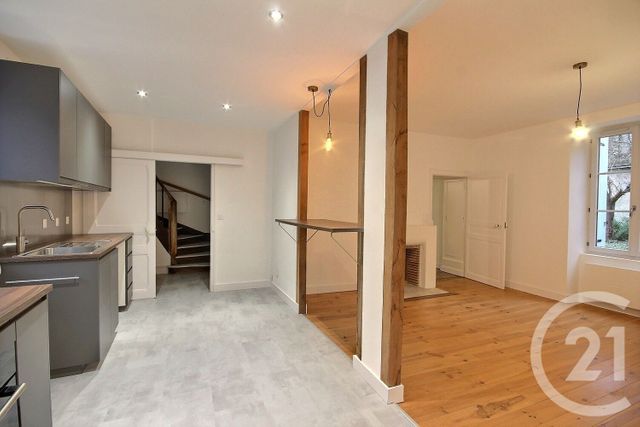 Maison &agrave; louer - 5 pi&egrave;ces - 149 m2 - Mer - 41 - CENTRE