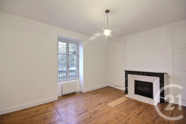 Maison &agrave; louer - 5 pi&egrave;ces - 149 m2 - Mer - 41 - CENTRE