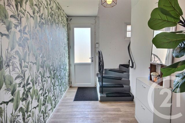 Maison &agrave; vendre - 4 pi&egrave;ces - 99,51 m2 - St Laurent Nouan - 41 - CENTRE