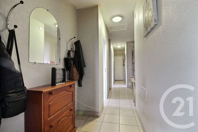 Maison &agrave; vendre - 3 pi&egrave;ces - 77 m2 - Dhuizon - 41 - CENTRE