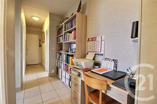 Maison &agrave; vendre - 3 pi&egrave;ces - 77 m2 - Dhuizon - 41 - CENTRE