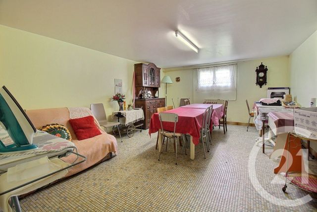 Maison à vendre - 5 pièces - 136,93 m2 - Marchenoir - 41 - CENTRE