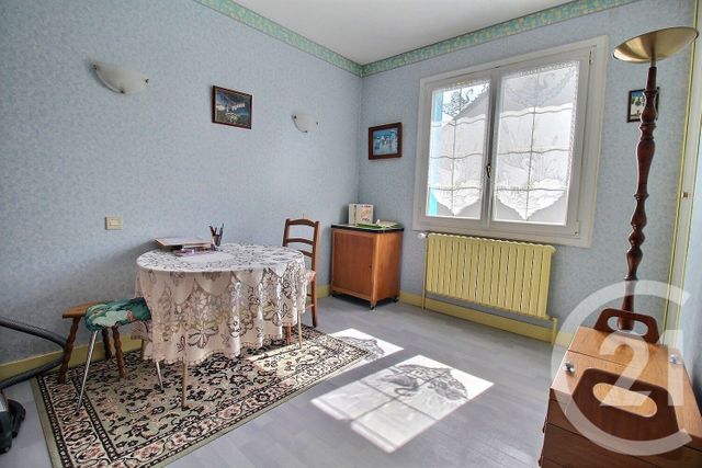 Maison à vendre - 5 pièces - 136,93 m2 - Marchenoir - 41 - CENTRE