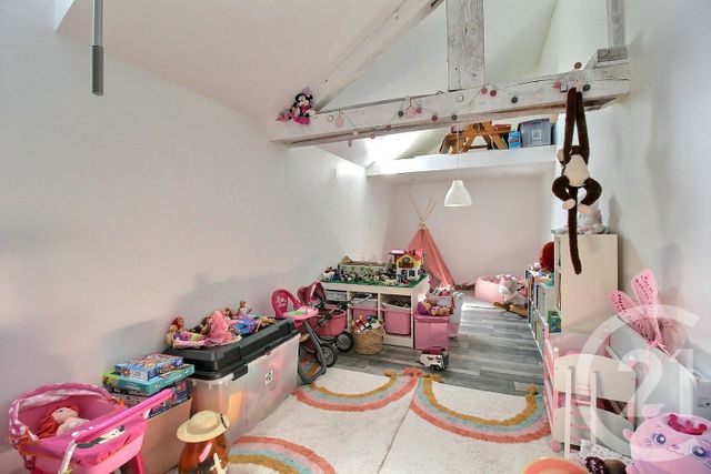 Maison à vendre - 6 pièces - 228 m2 - Ormes - 45 - CENTRE