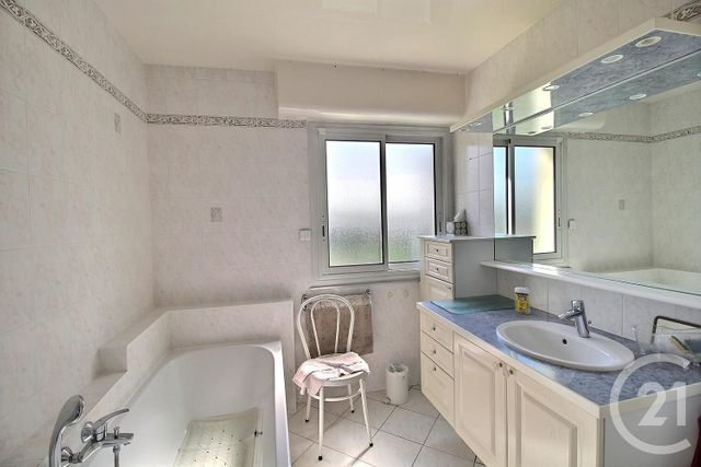 Afficher la photo en grand Maison à vendre - 7 pièces - 246,04 m2 - Beauce La Romaine - 41 - CENTRE