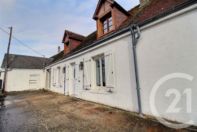 Maison &agrave; louer - 6 pi&egrave;ces - 181 m2 - Beauce La Romaine - 41 - CENTRE