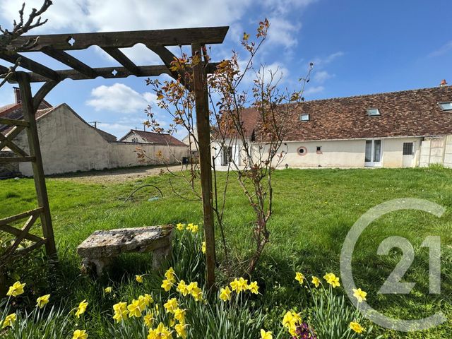 Maison &agrave; louer - 6 pi&egrave;ces - 181 m2 - Beauce La Romaine - 41 - CENTRE