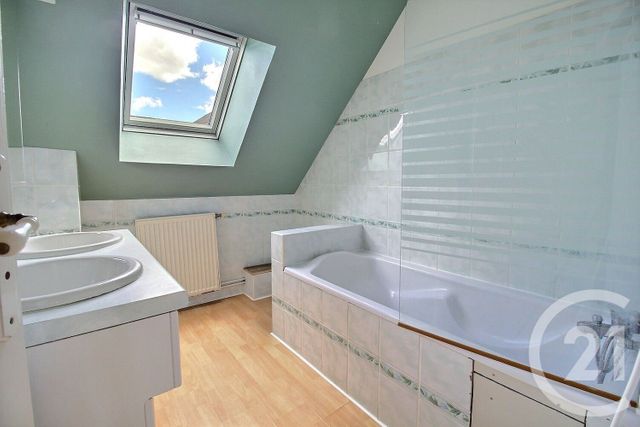 Maison &agrave; vendre - 5 pi&egrave;ces - 119,09 m2 - Charsonville - 45 - CENTRE