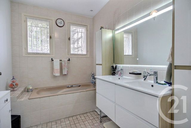 Maison à vendre - 5 pièces - 128 m2 - Cheverny - 41 - CENTRE