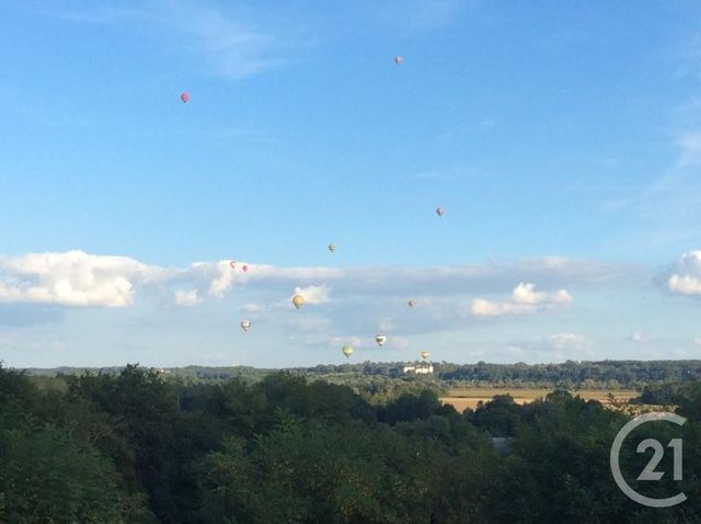 Maison à vendre - 9 pièces - 241 m2 - Veuzain Sur Loire - 41 - CENTRE