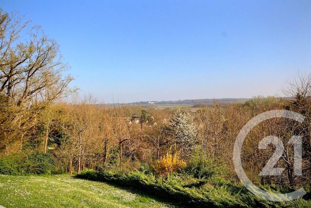 Maison à vendre - 9 pièces - 241 m2 - Veuzain Sur Loire - 41 - CENTRE