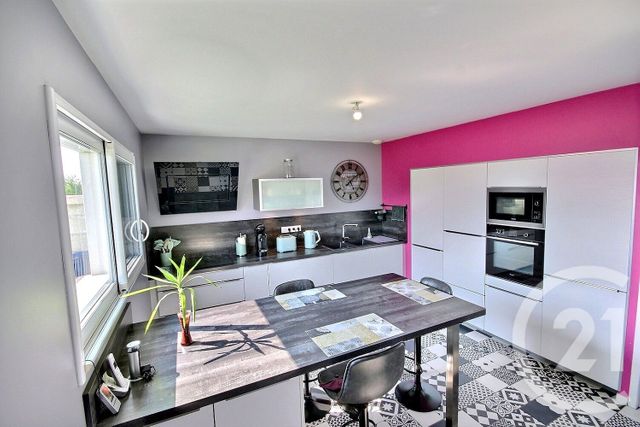 Maison &agrave; vendre - 4 pi&egrave;ces - 139 m2 - St Claude De Diray - 41 - CENTRE