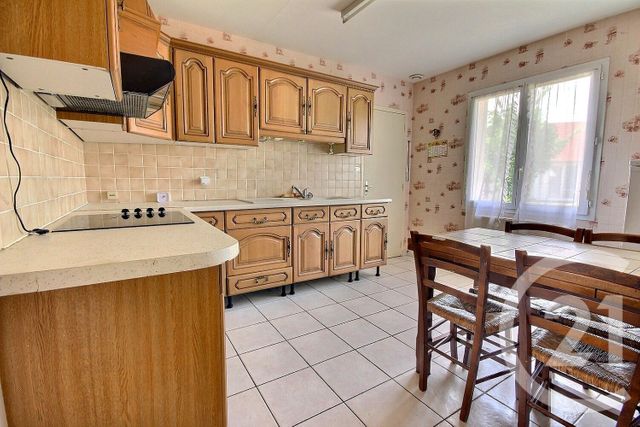 Maison à vendre - 3 pièces - 73 m2 - La Chaussee St Victor - 41 - CENTRE