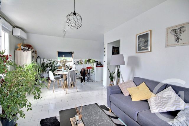 Maison à vendre - 7 pièces - 201 m2 - Villebarou - 41 - CENTRE