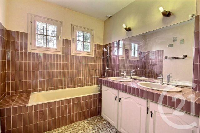 Maison &agrave; vendre - 5 pi&egrave;ces - 100 m2 - Valloire Sur Cisse - 41 - CENTRE