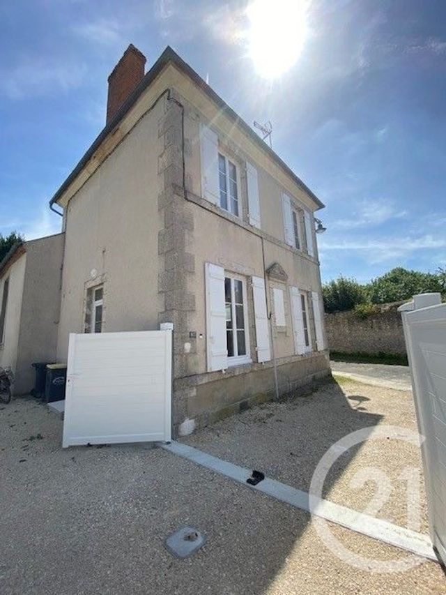 Maison à louer - 4 pièces - 72 m2 - Coulmiers - 45 - CENTRE