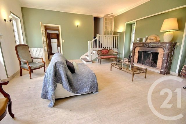 Maison à vendre - 8 pièces - 275,44 m2 - Cour Cheverny - 41 - CENTRE