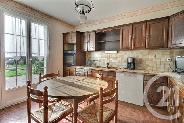 Maison &agrave; louer - 4 pi&egrave;ces - 91 m2 - Talcy - 41 - CENTRE