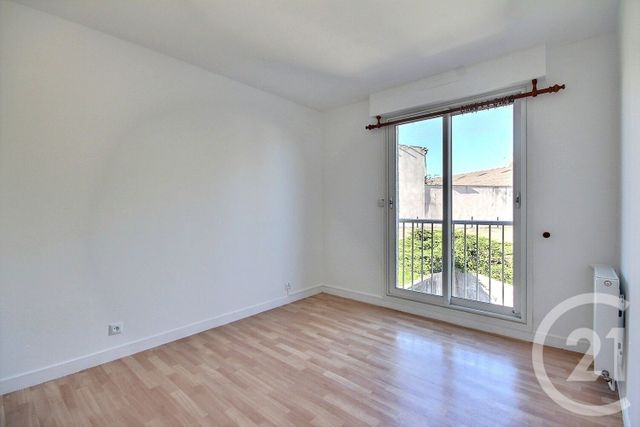 Appartement F2 bis à louer - 3 pièces - 57,24 m2 - La Chaussee St Victor - 41 - CENTRE