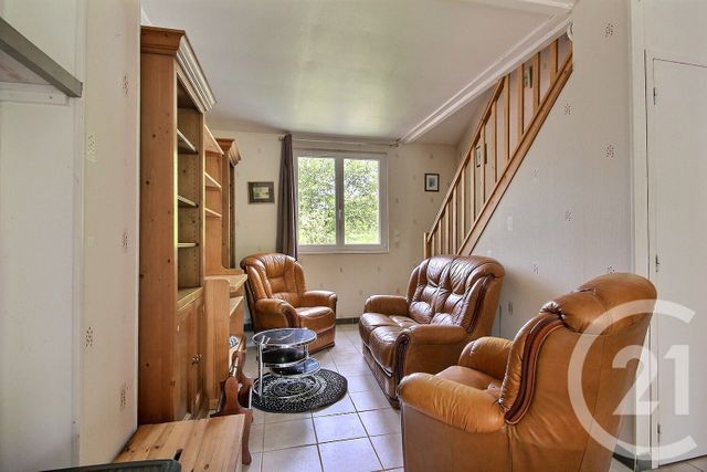 Maison &agrave; louer - 2 pi&egrave;ces - 37 m2 - Courbouzon - 41 - CENTRE