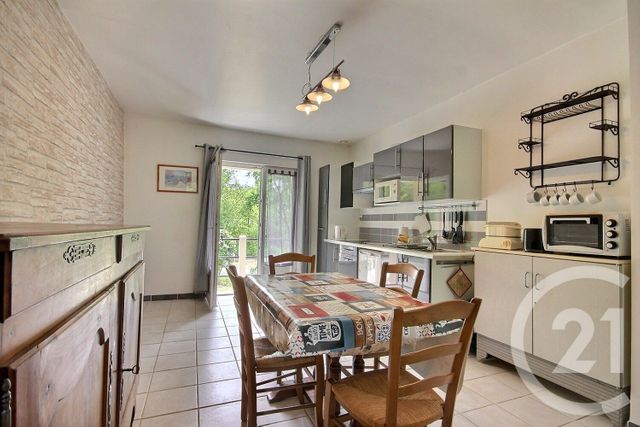 Maison &agrave; louer - 2 pi&egrave;ces - 37 m2 - Courbouzon - 41 - CENTRE