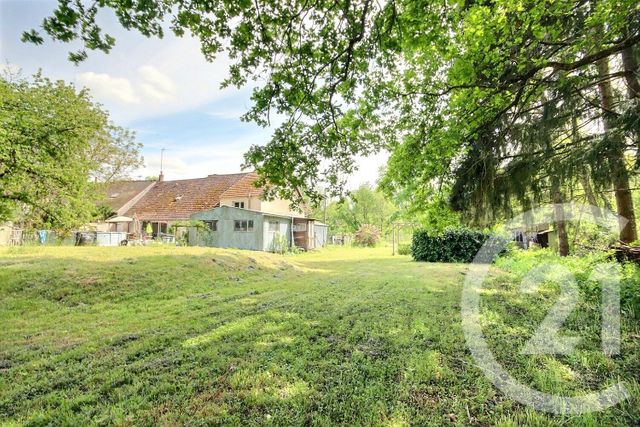 Maison &agrave; louer - 2 pi&egrave;ces - 37 m2 - Courbouzon - 41 - CENTRE