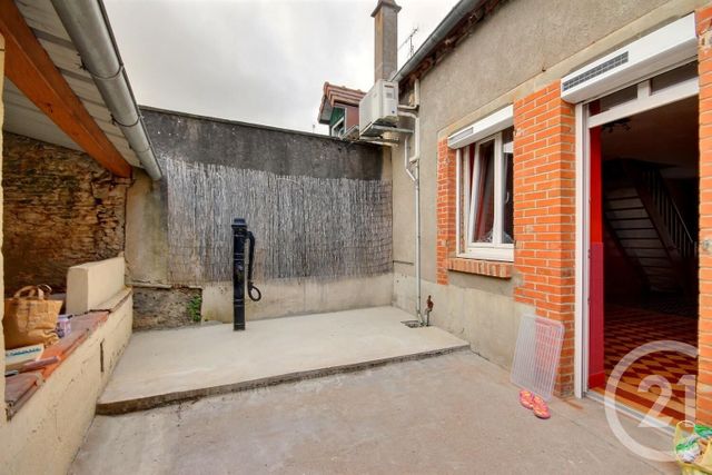 Maison à louer - 6 pièces - 118,64 m2 - Contres - 41 - CENTRE