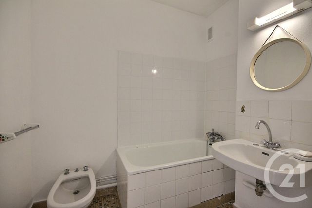 Appartement T4 &agrave; louer - 4 pi&egrave;ces - 77,29 m2 - Blois - 41 - CENTRE