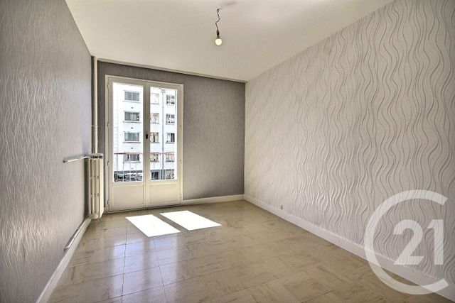 Appartement T4 &agrave; louer - 4 pi&egrave;ces - 77,29 m2 - Blois - 41 - CENTRE