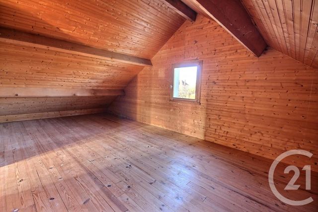 Maison à louer - 6 pièces - 162 m2 - St Amand Longpre - 41 - CENTRE