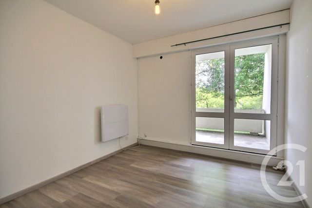 Appartement F2 bis &agrave; louer - 2 pi&egrave;ces - 54 m2 - La Chaussee St Victor - 41 - CENTRE