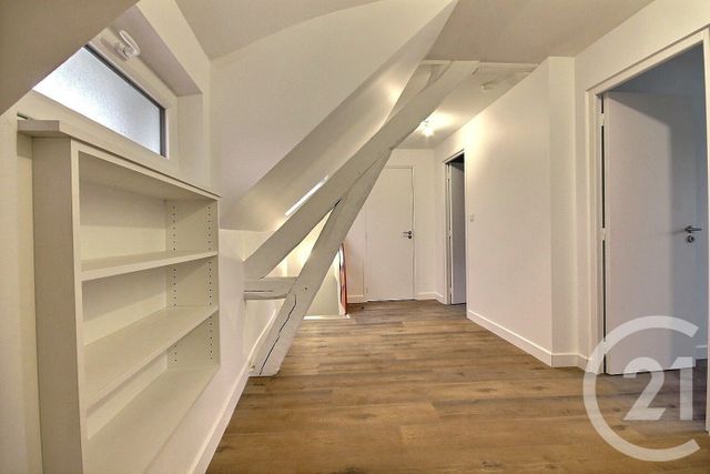 Maison à louer - 4 pièces - 110 m2 - Charsonville - 45 - CENTRE