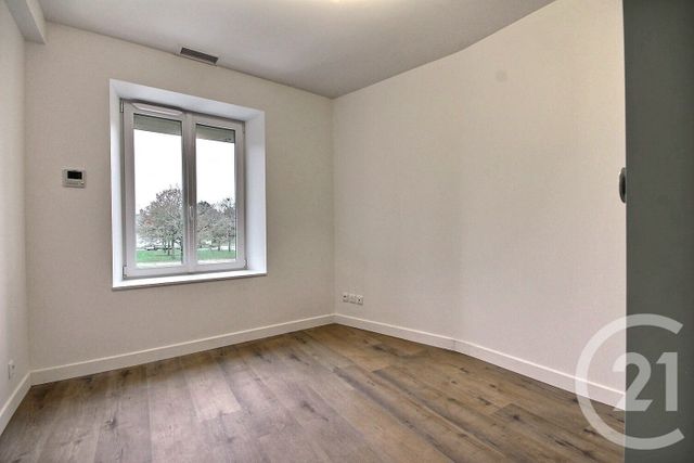 Maison à louer - 4 pièces - 110 m2 - Charsonville - 45 - CENTRE