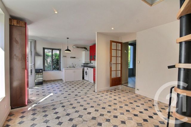 Maison à louer - 2 pièces - 70 m2 - Blois - 41 - CENTRE