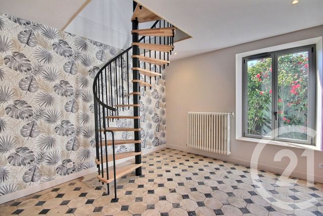 Maison à louer - 2 pièces - 70 m2 - Blois - 41 - CENTRE