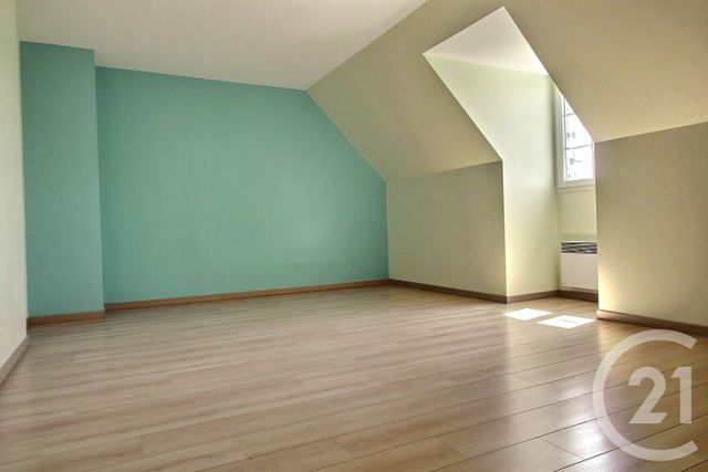 Maison &agrave; louer - 5 pi&egrave;ces - 161,89 m2 - St Ouen - 41 - CENTRE