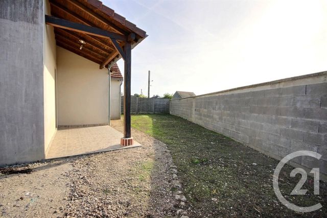 Maison &agrave; louer - 4 pi&egrave;ces - 88,34 m2 - Mer - 41 - CENTRE