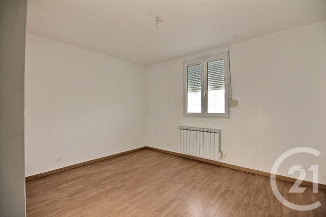 Maison &agrave; louer - 4 pi&egrave;ces - 88,34 m2 - Mer - 41 - CENTRE