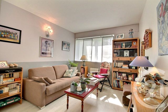 Appartement &agrave; vendre - 5 pi&egrave;ces - 99 m2 - La Chaussee St Victor - 41 - CENTRE