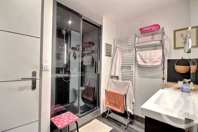 Appartement &agrave; vendre - 5 pi&egrave;ces - 99 m2 - La Chaussee St Victor - 41 - CENTRE