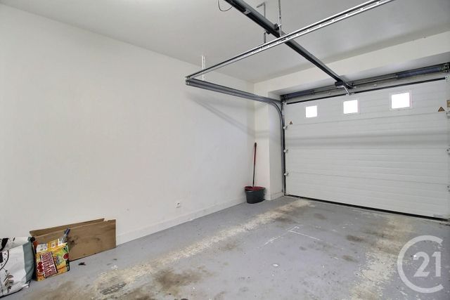 Maison &agrave; louer - 4 pi&egrave;ces - 117 m2 - Charsonville - 45 - CENTRE