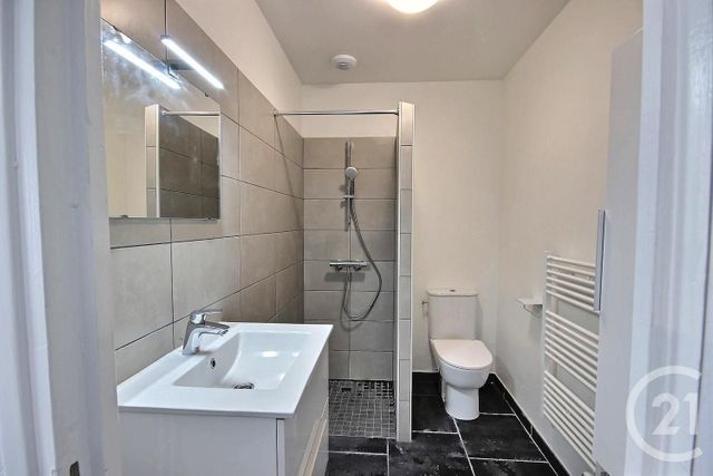 Maison &agrave; louer - 2 pi&egrave;ces - 55 m2 - St Laurent Nouan - 41 - CENTRE