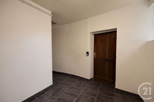 Maison &agrave; louer - 2 pi&egrave;ces - 55 m2 - St Laurent Nouan - 41 - CENTRE